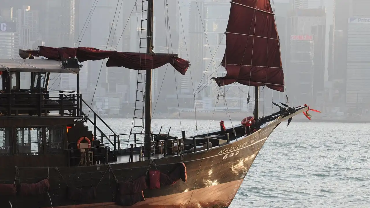 Cantonese Sentence-Final Particles Explained