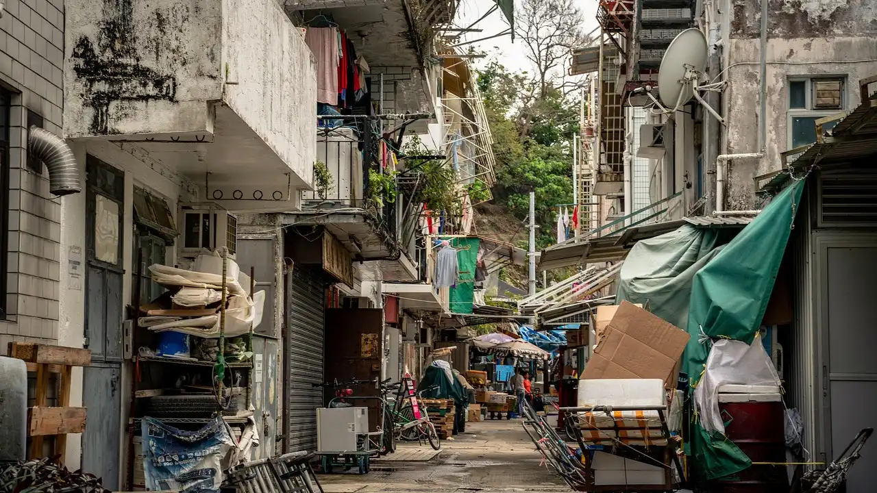 Spoken Cantonese vs Written Chinese: How Are They Different?